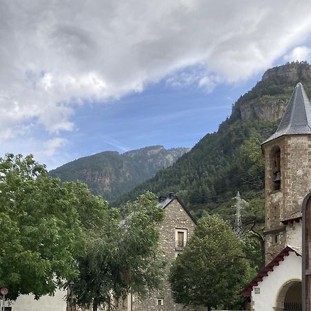 Precioso Atico Acogedor En Canfranc Zewnętrze zdjęcie