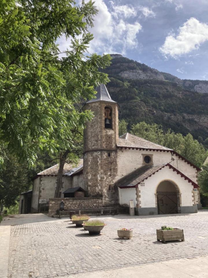 Precioso Atico Acogedor En Canfranc Zewnętrze zdjęcie